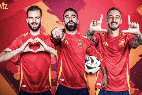 Tây Ban Nha từ bỏ 'DNA Real Madrid' và thuyết nhị nguyên