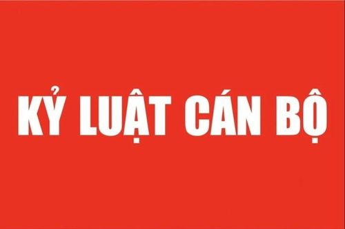 Cách tất cả các chức vụ trong Đảng đối với Phó Chủ tịch UBND huyện Hướng Hóa