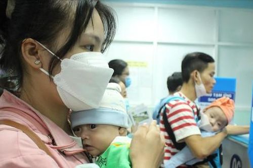 Khi phụ nữ trẻ 'lười' làm mẹ