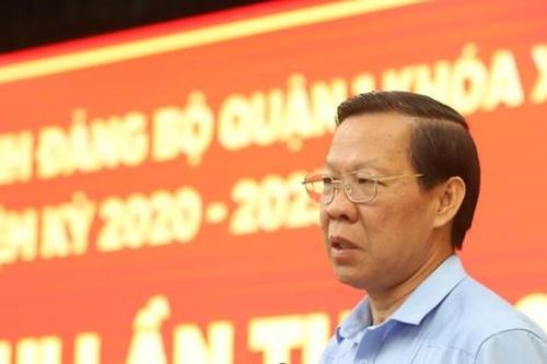 Chỉ đạo mới nhất của Chủ tịch TPHCM về thu phí vỉa hè, lòng đường, cải tạo chợ Bến Thành