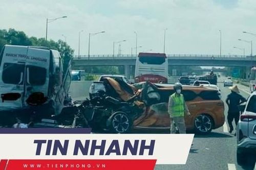 TIN NHANH: Ai phải bồi thường trong vụ tai nạn liên hoàn tại cao tốc Hà Nội - Hải Phòng?