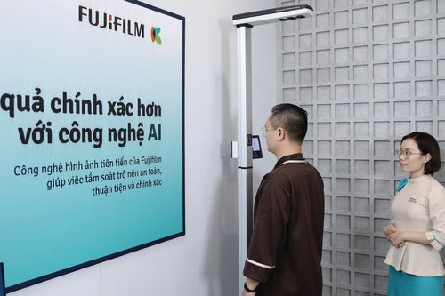 Trải nghiệm tầm soát ung thư bằng thiết bị tích hợp công nghệ AI
