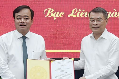 Chủ tịch UBND tỉnh Cà Mau làm Phó Bí thư Tỉnh ủy Bạc Liêu