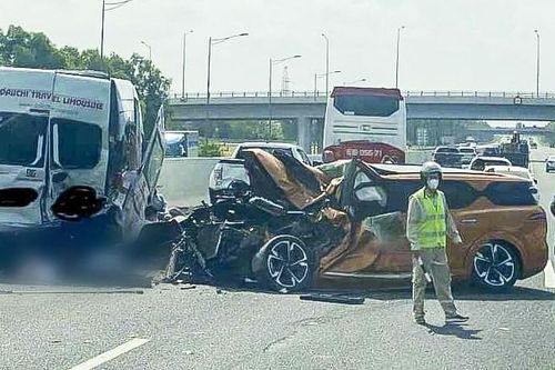 Nhóm tài xế cãi nhau 5 phút ở làn 120km/h trước tai nạn liên hoàn trên cao tốc
