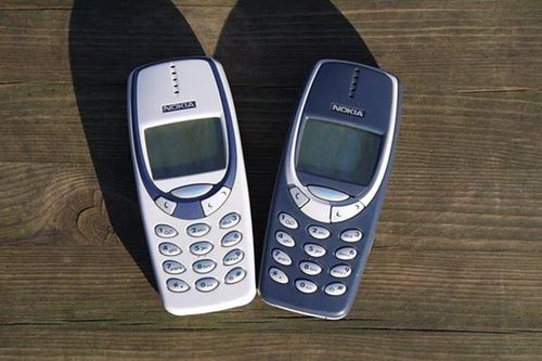 Một trường học bắt buộc học sinh sử dụng điện thoại Nokia 'cục gạch'