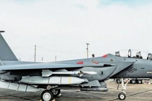 Tiêm kích F-15 của Nhật Bản lần đầu được trang bị tên lửa hành trình tấn công mặt đất