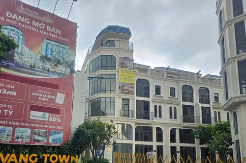 Nhiều dự án bất động sản rao bán 'mập mờ'