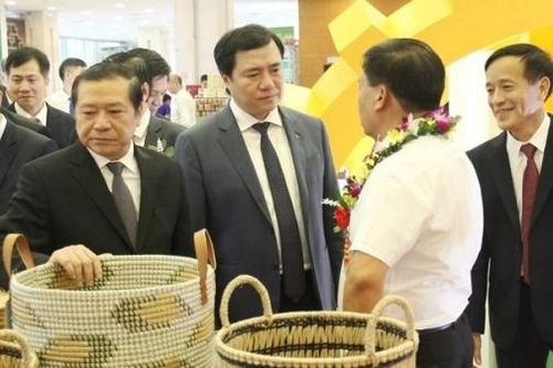 Ngày 10/10 sẽ tổ chức Lễ tôn vinh sản phẩm công nghiệp nông thôn tiêu biểu khu vực phía Nam 2024
