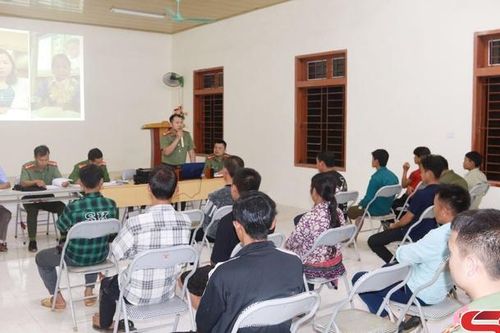 Bám sát cơ sở, giữ địa bàn bình yên