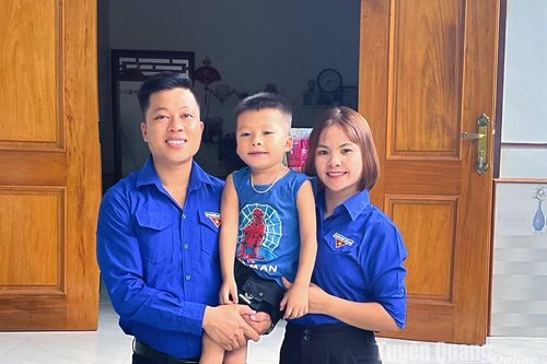 Gia đình thanh niên tiêu biểu