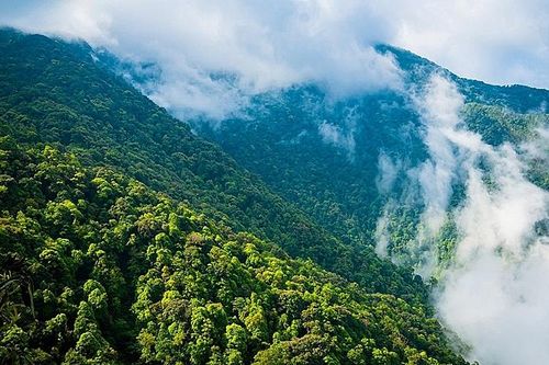 Du lịch qua những đỉnh núi ở Lai Châu