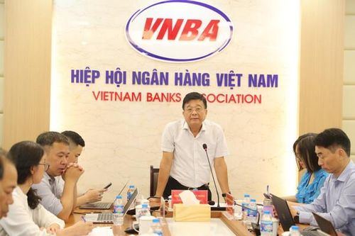 Cân nhắc tránh tăng thủ tục, chi phí cho người dân, doanh nghiệp
