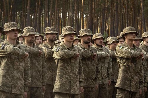 Ukraine tính tuyển 15.000 tù nhân vào lực lượng vũ trang
