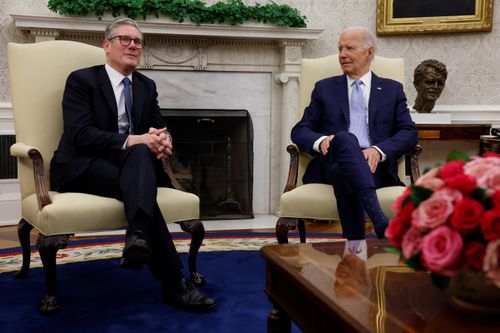 Thủ tướng Anh bất ngờ trước sức khỏe của ông Biden