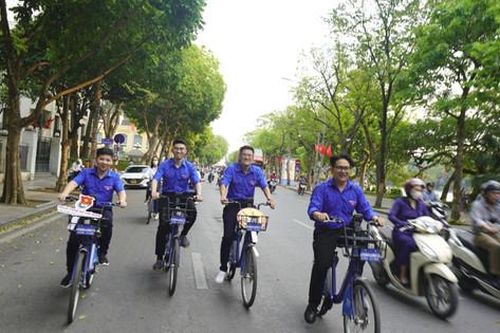 Xe đạp công cộng - phương tiện giúp kết nối xe buýt hiệu quả