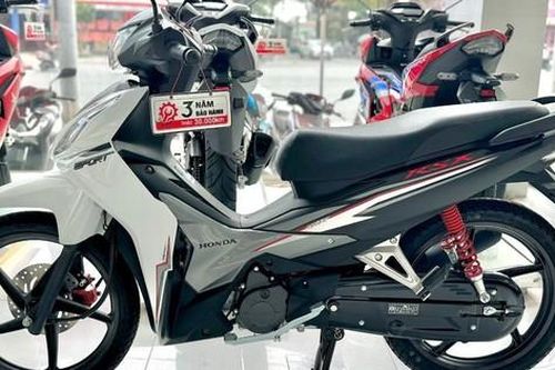 Giá xe Wave RSX FI 2024 mới nhất rẻ 'chưa từng có', Wave Alpha và Future bị lấn át