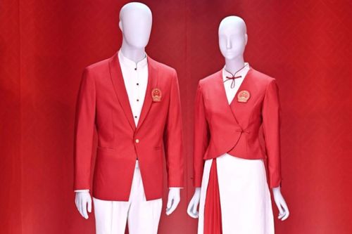 Đồng phục Olympic của tuyển Trung Quốc bị chỉ trích