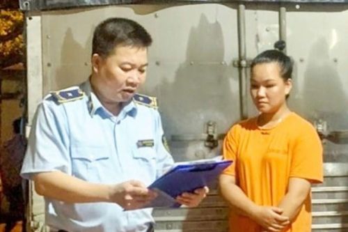 Bí mật trong chiếc xe ô tô tải thường xuyên giao hàng tại TP Nam Định