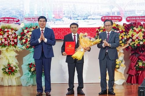 Công bố tân Hiệu trưởng Trường đại học Quy Nhơn