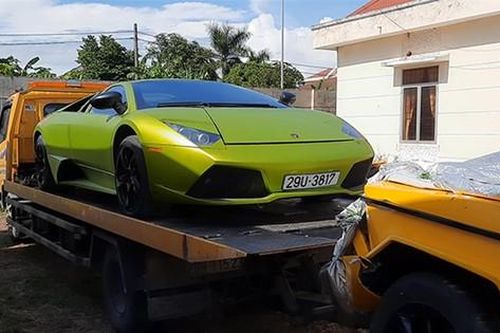 Công an Quảng Bình lên tiếng vụ tiêu hủy 2 siêu xe Lamborghini và G63 AMG