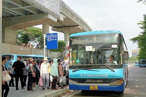 Hơn 118 triệu lượt khách đi xe buýt trong 6 tháng đầu năm