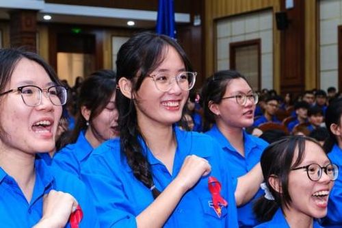 Tuổi trẻ ĐH Kinh tế Quốc dân xuất quân hưởng ứng chiến dịch Mùa hè xanh năm 2024