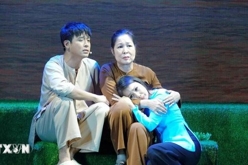 Thành phố Hồ Chí Minh: Sân khấu thưa vắng khán giả trong dịp Hè
