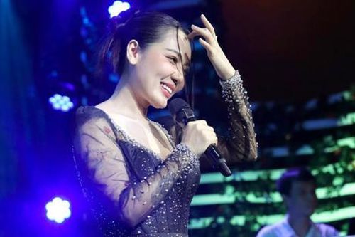 Phương Linh được nam khán giả 'thả thính', nữ ca sĩ phản ứng ra sao?