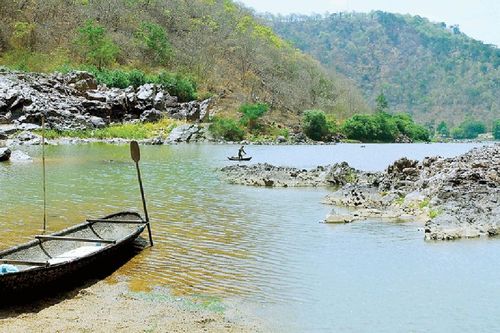 Sông Ba mùa nước cạn