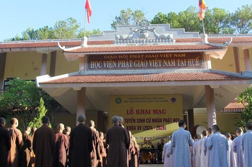 Học viện Phật giáo VN tại Huế tổ chức Kỳ thi tuyển sinh cử nhân Phật học khóa XV (2024-2028)