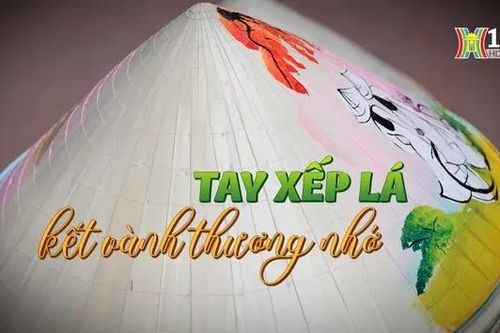 Tay xếp lá kết vành thương nhớ | Nghệ nhân Hà Nội | 13/07/2024