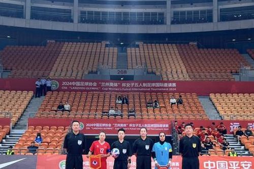 Đội tuyển futsal nữ Việt Nam hòa 2-2 Iran tại giải giao hữu quốc tế