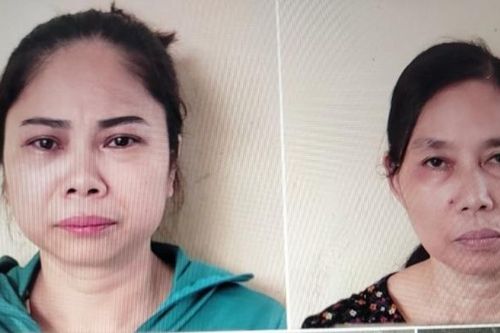 Bắt quả tang nhóm phụ nữ buôn bán hàng giả là phụ gia thực phẩm