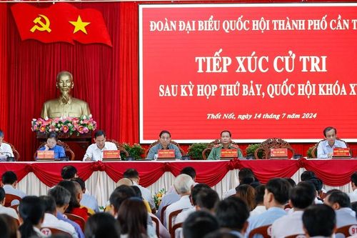 Thủ tướng Phạm Minh Chính tiếp xúc cử tri sau kỳ họp Quốc hội