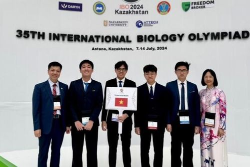 Học sinh Việt Nam lập kỷ lục tại Olympic Sinh Học quốc tế