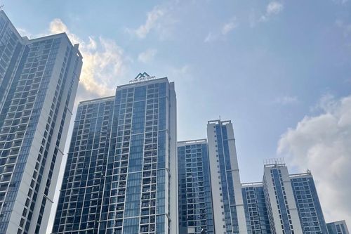 Giá trung bình căn hộ TPHCM lập đỉnh, đất nền tăng gấp đôi sau 8 năm