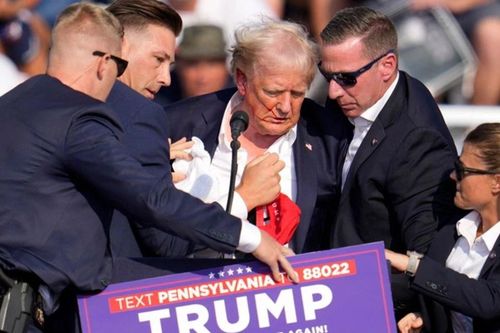Chính giới Mỹ lên án vụ nổ súng nhằm vào ứng cử viên Donald Trump