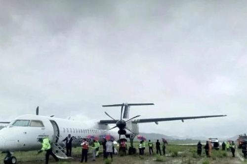 Philippines: Máy bay chở hơn 50 người trượt khỏi đường băng khi hạ cánh