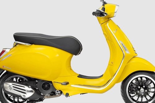 Dòng xe tay ga cao cấp Vespa Sprint có giá cao nhất 132 triệu đồng