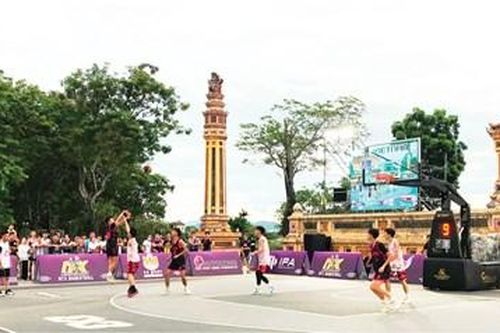 Bóng rổ & người dân Huế