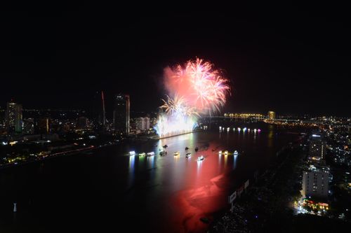 Phần Lan vô địch Lễ hội pháo hoa quốc tế Đà Nẵng 2024 sau màn 'tái đấu' nghẹt thở với Trung Quốc