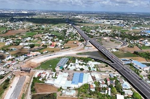 Cận cảnh 'siêu' nút giao Mỹ Yên kết nối 3 cao tốc vào Thành phố Hồ Chí Minh