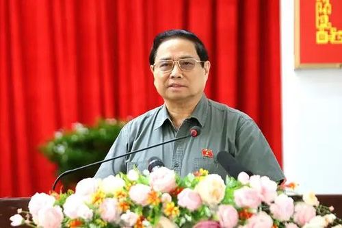 Thủ tướng Chính phủ tiếp xúc cử tri Cần Thơ