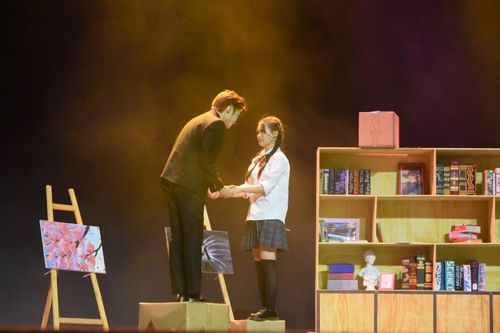 Ấn tượng đêm nhạc kịch 'Mưa bóng mây' của học sinh Hà Nội