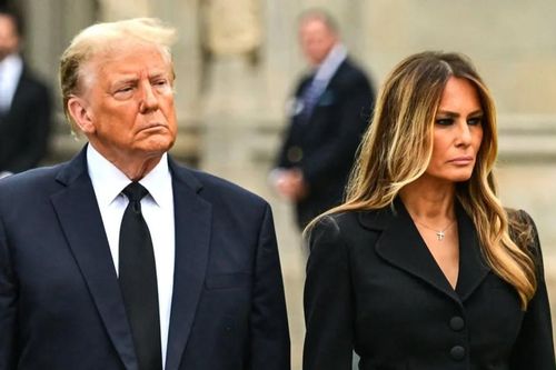 Bà Melania lên tiếng sau vụ nổ súng nhằm vào ông Trump