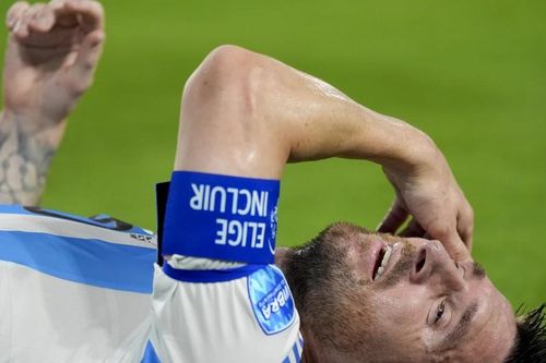 Chung kết Copa America: Messi rời sân với chấn thương và nước mắt