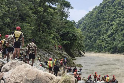 Vụ lở đất ở Nepal: Không còn hy vọng sống sót, 55 người vẫn mất tích