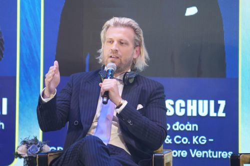 'Sư tử' Đức tham gia Shark Tank Việt Nam