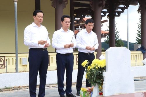 Tri ân những người con Hà Nội mãi nằm lại trên đất Tây Nguyên