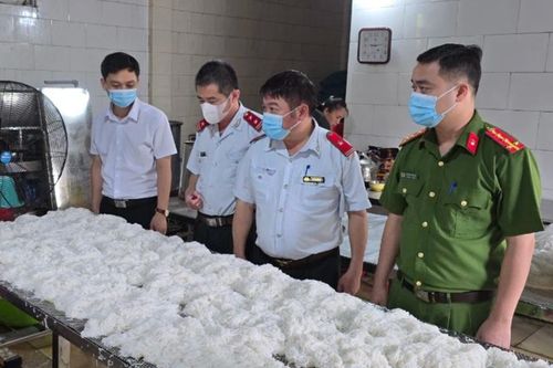 Nghệ An: bất cập trong quản lý vệ sinh an toàn thực phẩm